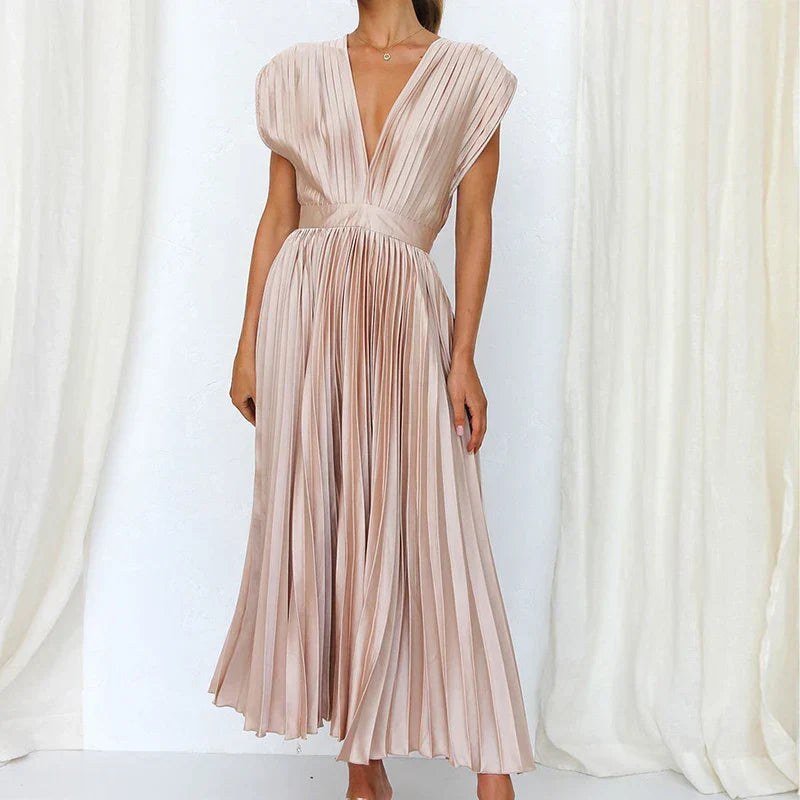 Haven | Maxi Dress with V-Neck and Pleats