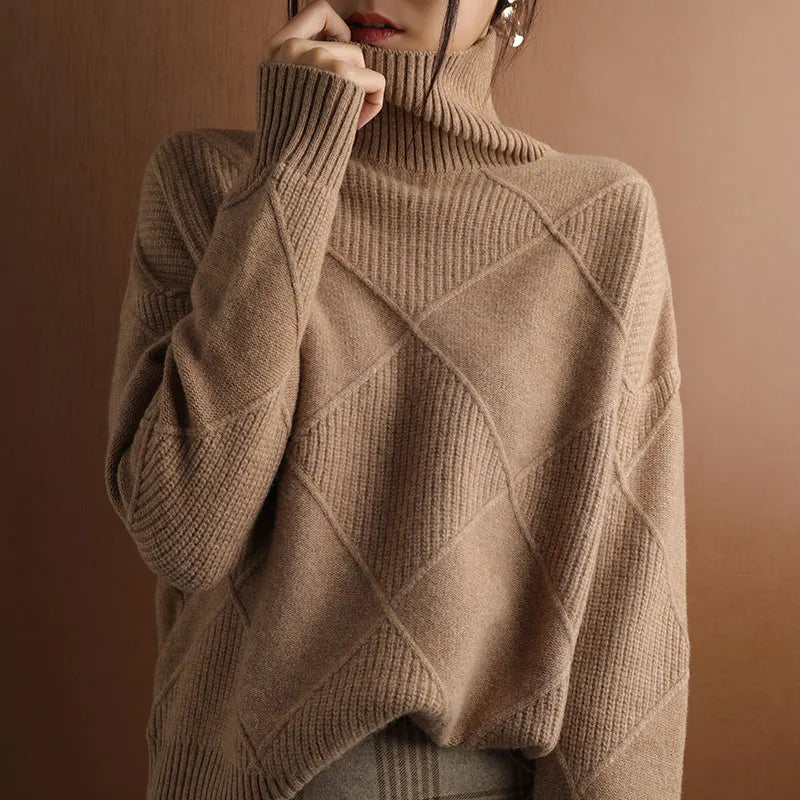 Kiara | Soft knit turtleneck sweater