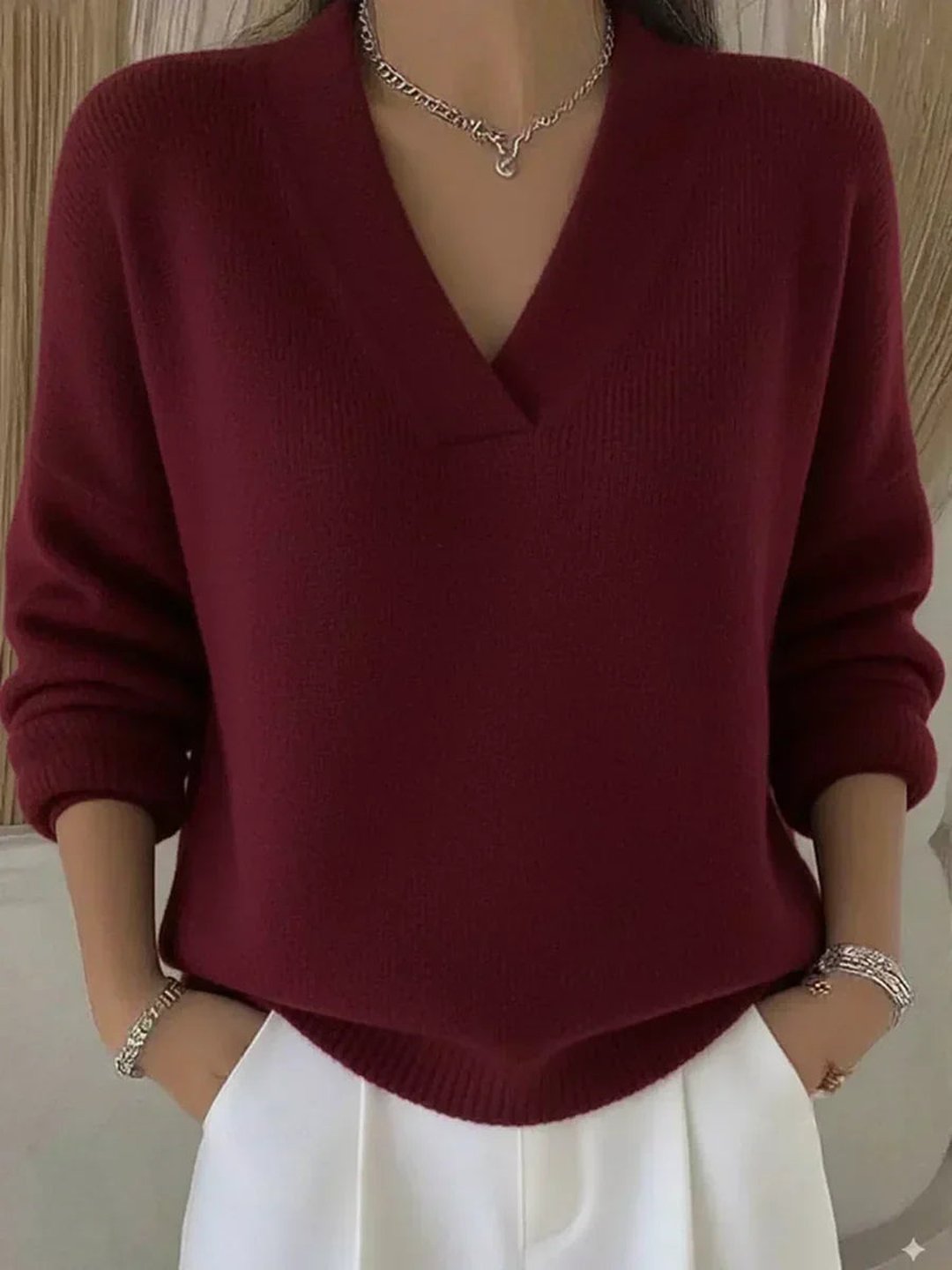 Norleen | Relaxed V-Neck Sweater