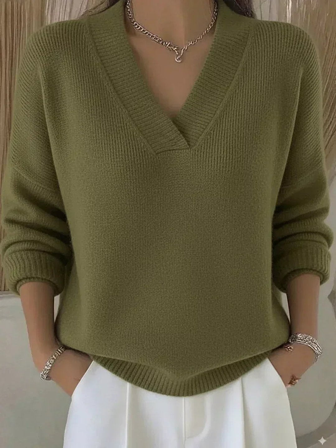 Norleen | Relaxed V-Neck Sweater