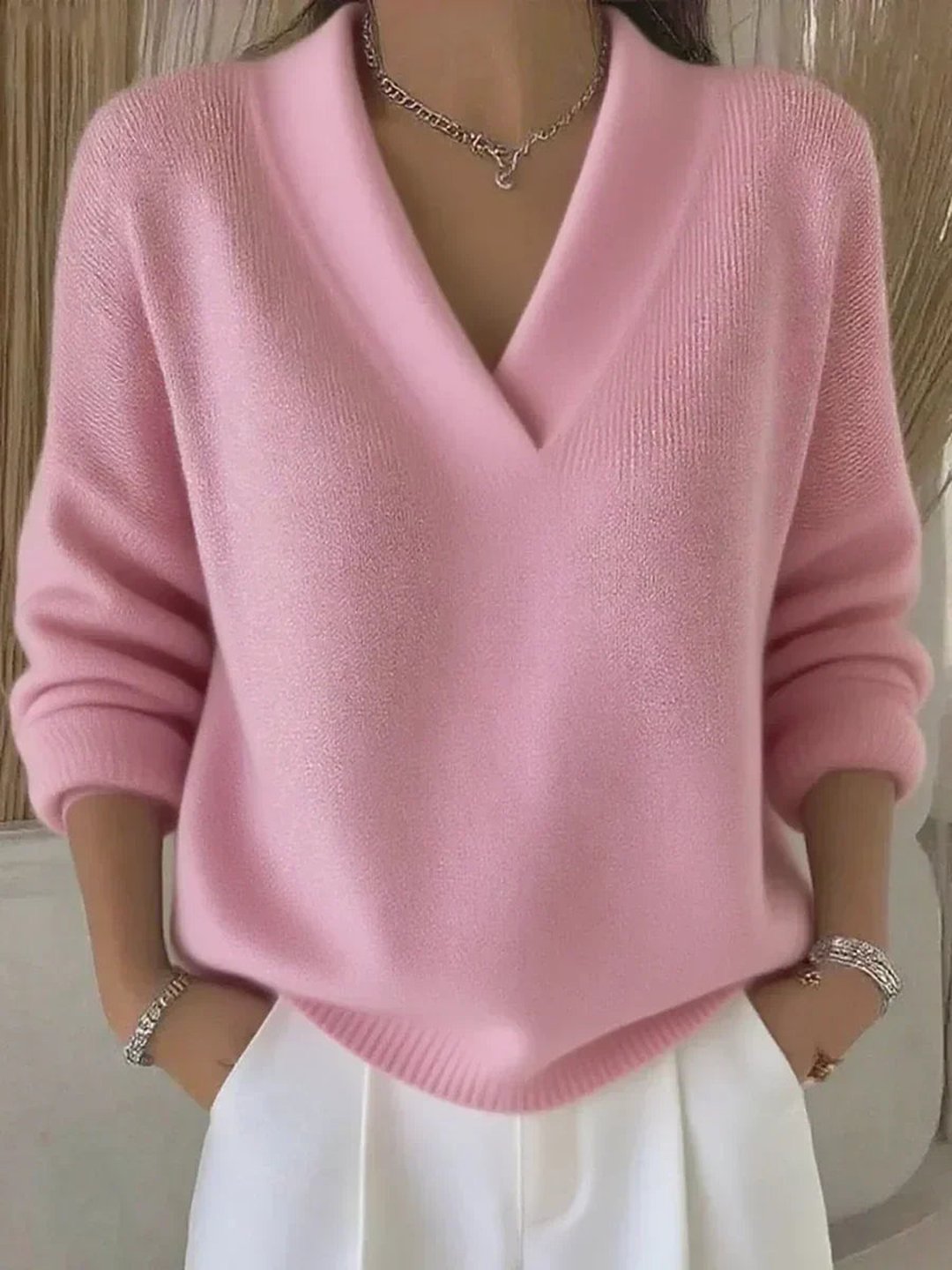 Norleen | Relaxed V-Neck Sweater