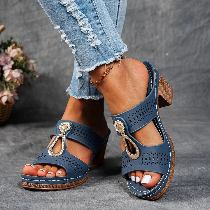Yora | Chic and Comfortable Orthopedic Sandals