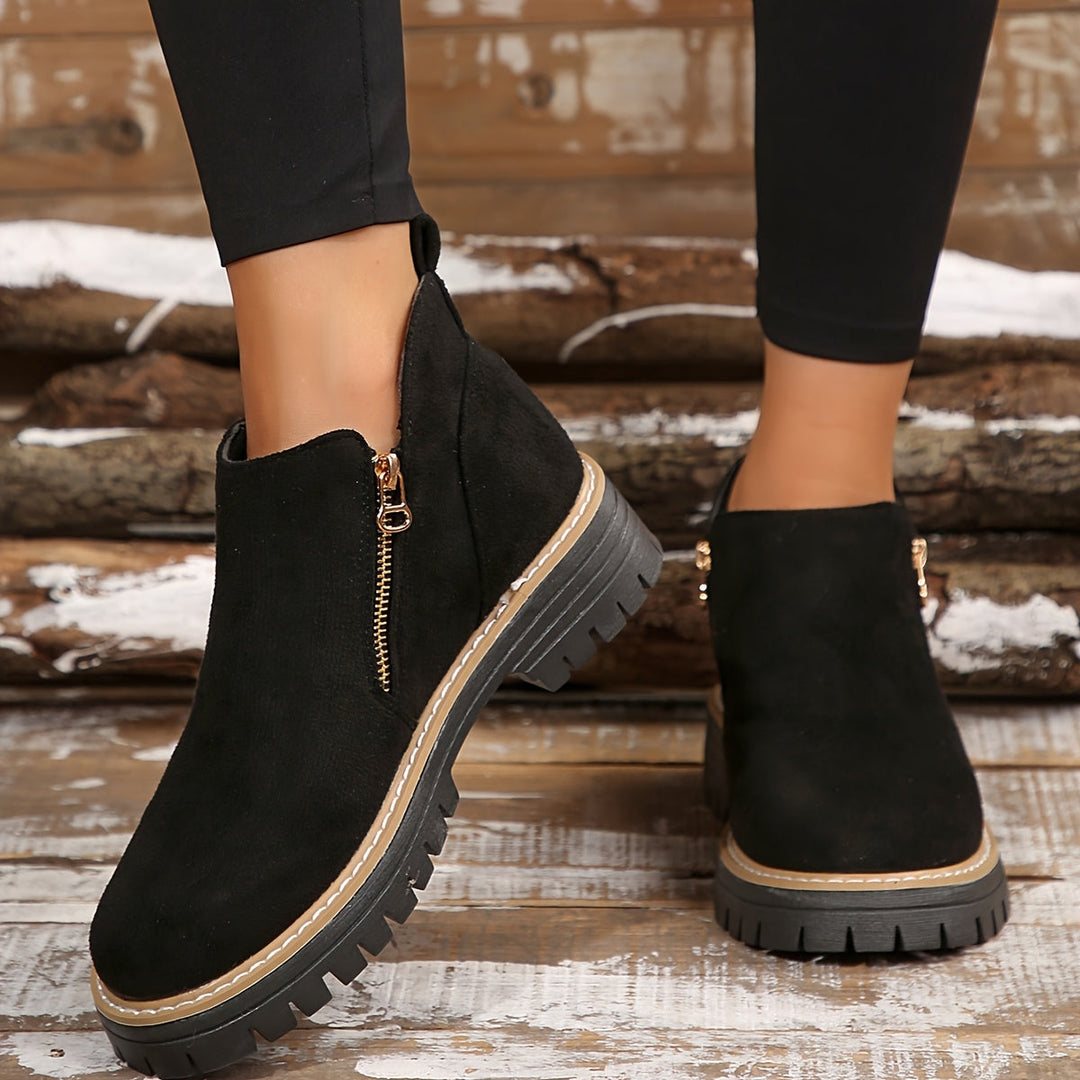 Dixie | Sturdy Boots with Zip Closure