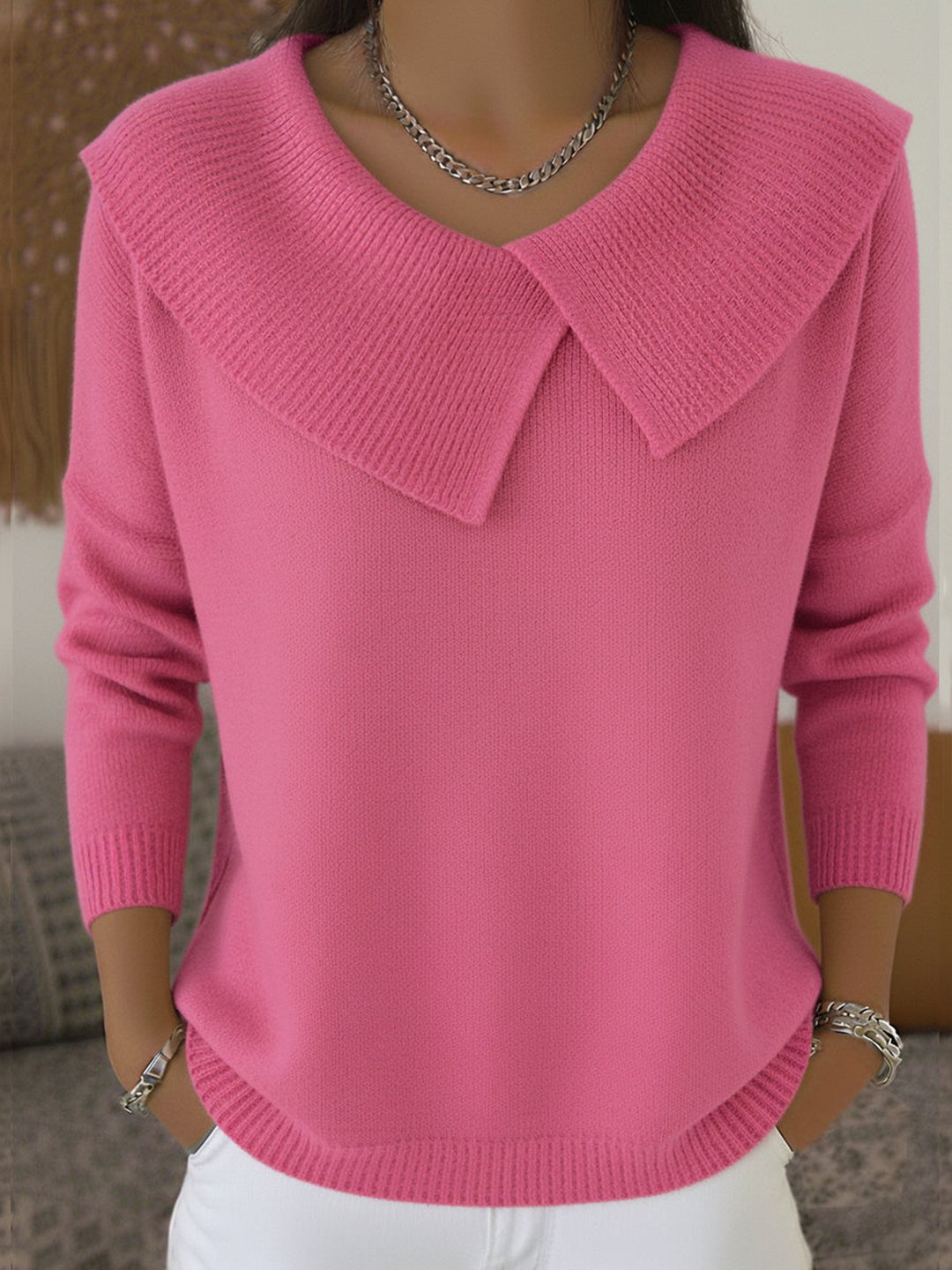 Hibernia | Warm Sweater with Soft Collar